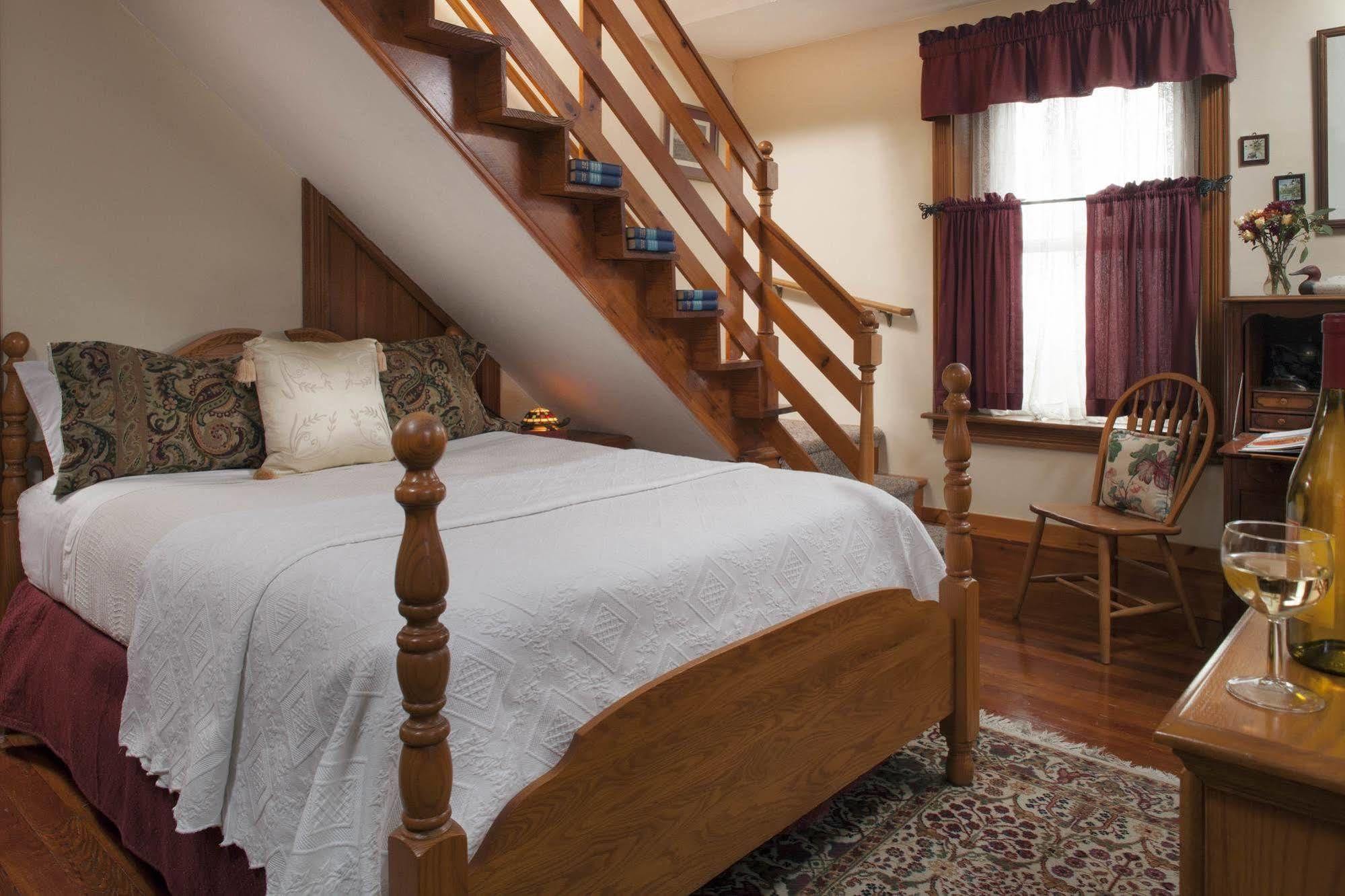 Harvest Moon Bed & Breakfast New Holland Exterior foto